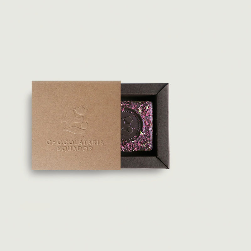 Box with Pistachio and Rose Bonbon