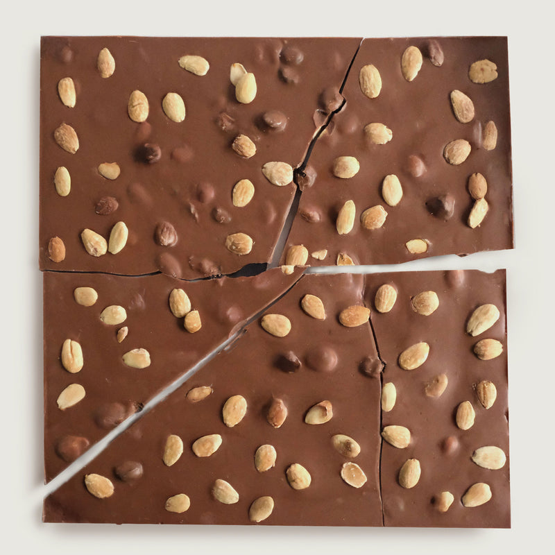Chocolate de Leite com Amêndoas